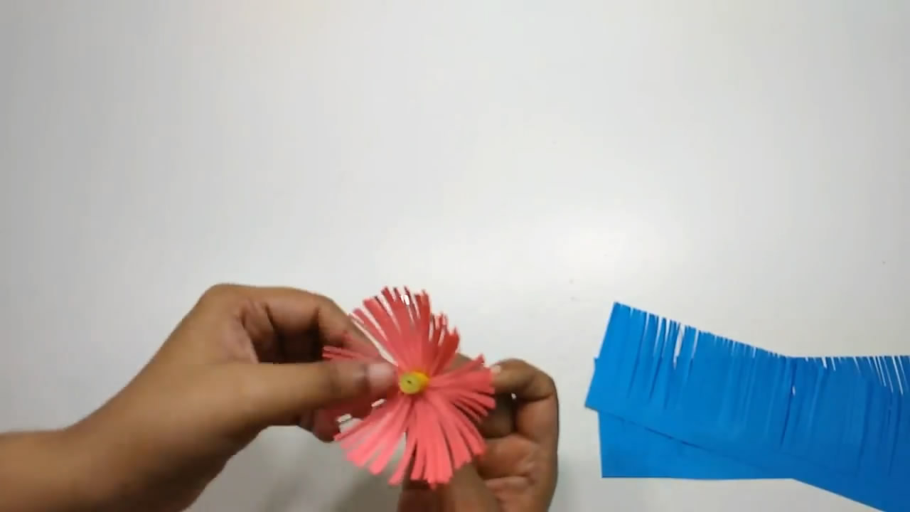 立体手工花朵贺卡图解,立体手工纸花朵制作方法