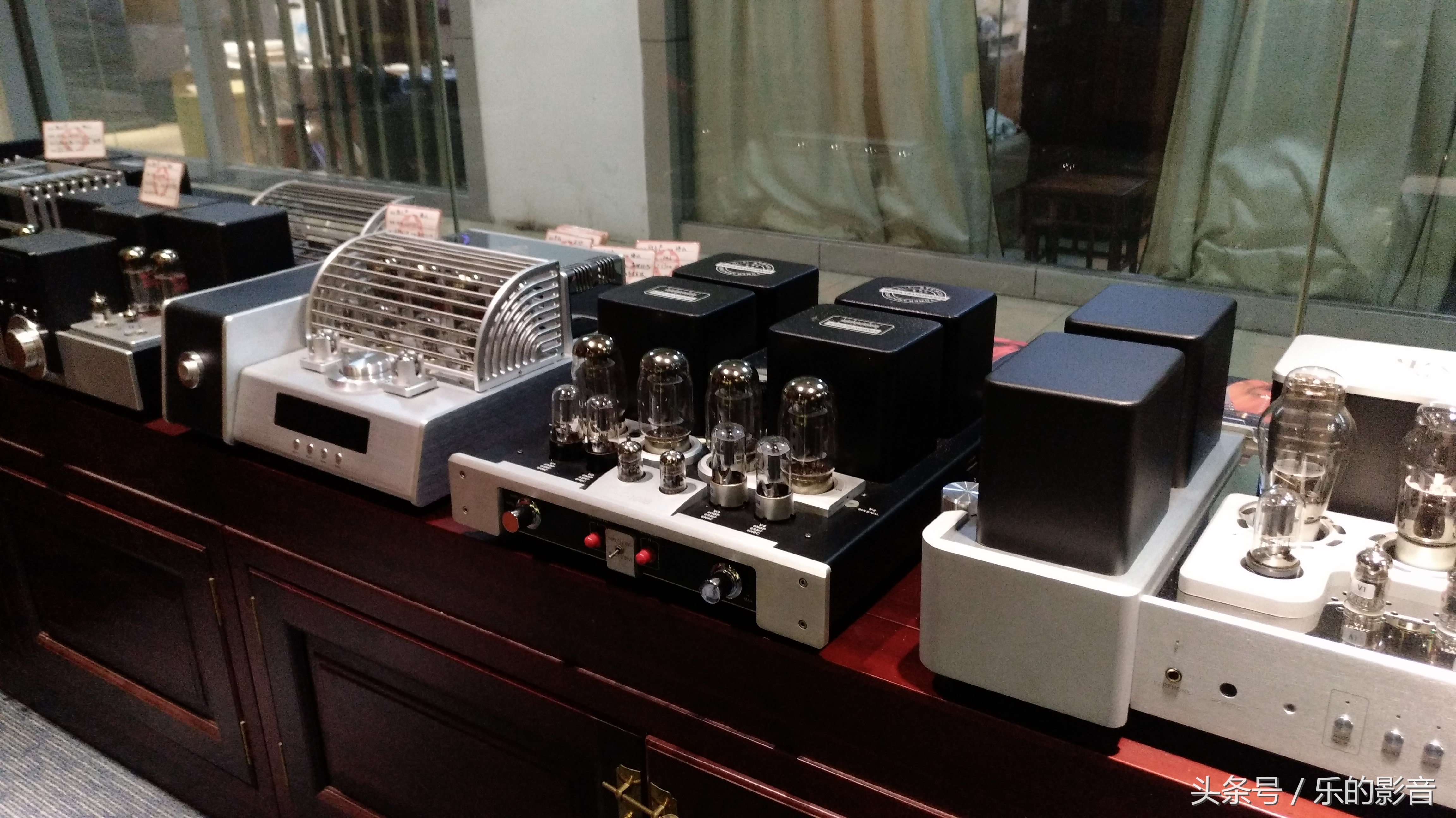 二手音响器材手续,音响发烧友二手器材