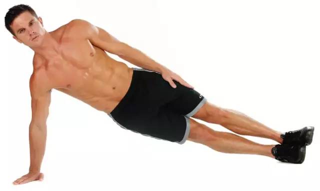 平板支撑一天几组可以练腹肌,平板支撑怎么练最下边的腹肌