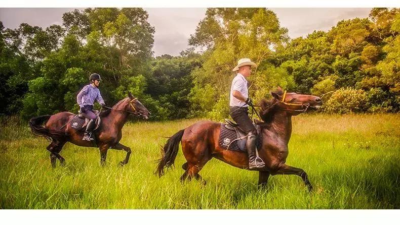 星天乐·UCPA度假村火力支持第11届阳朔攀岩节