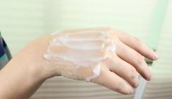 屈臣氏必买乳膏,屈臣氏前十名化妆品