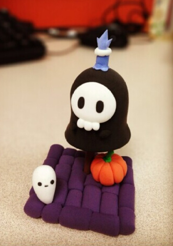 万圣节手工女巫橡皮泥图片,吓人万圣节手工面具用纸制作