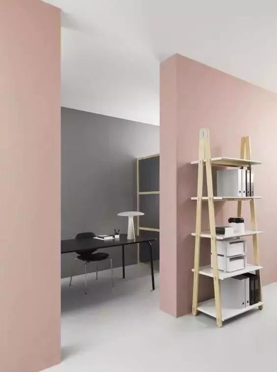 水泥自流平工序施工完整视频效果,自制蓝色水泥自流平的方法