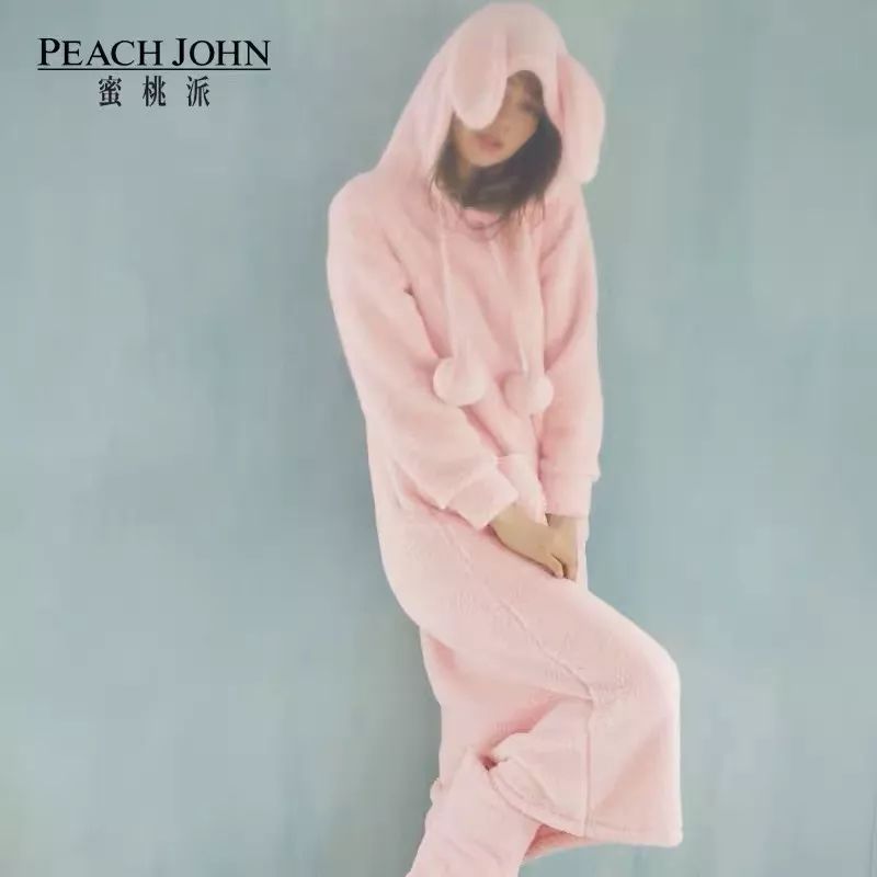 可甜可纯可性感，我们仙女连睡衣都要软fufu