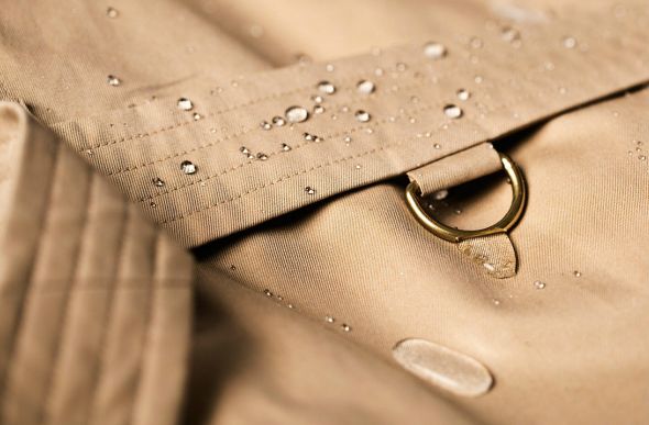 burberrythekensington风衣,burberryblacklabel风衣