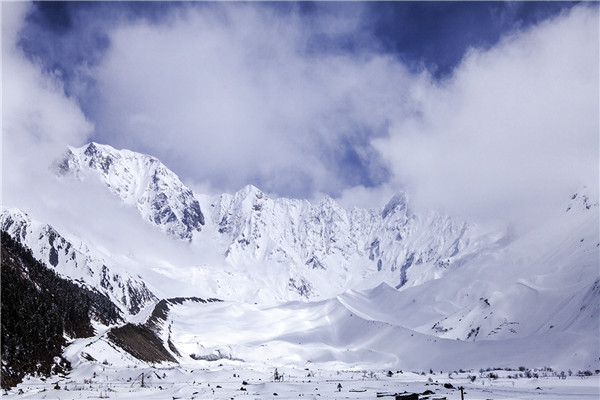 南派三叔旅行篇,探秘南派三叔书中的故事里的洞穴