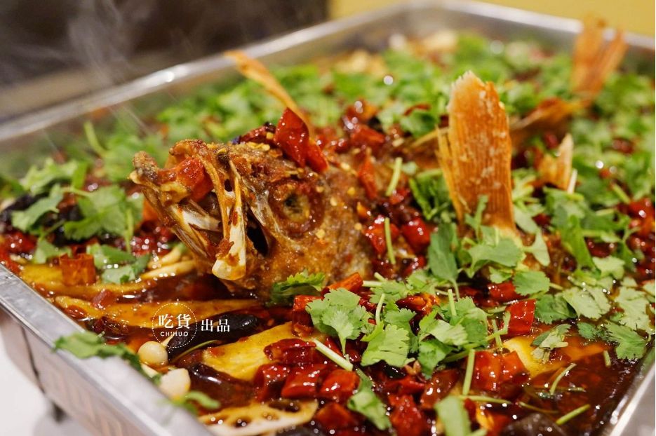 秘制烤鱼真材实料才能做出好味道,味道鲜美的烤鱼怎么做好吃