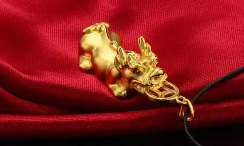 黄金貔貅正确戴法,女士黄金貔貅手链戴法讲究