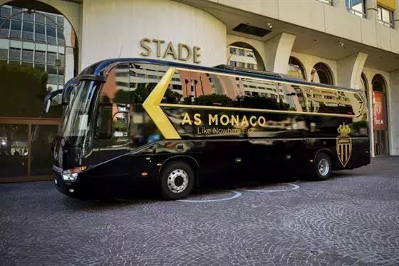 世界杯参赛队的大巴车，也是一门大生意
