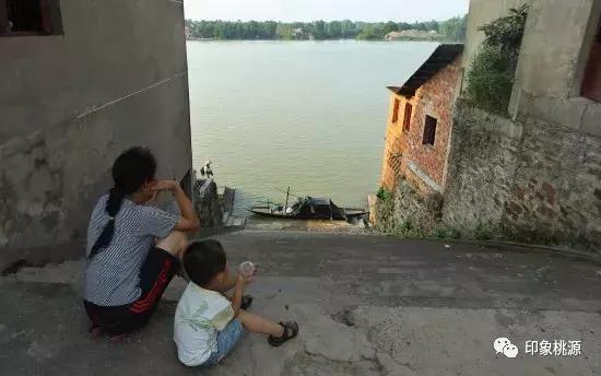 随笔——田桃源：黄七五八的码头文化