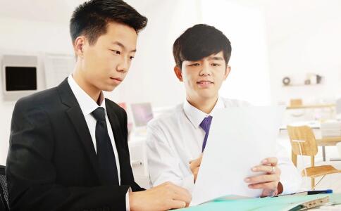 男性更年期症状有哪些怎么治疗,男人更年期的治疗方法是什么