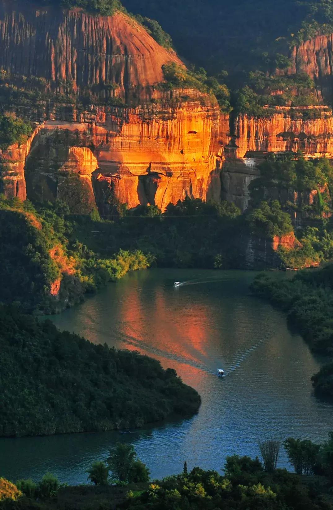 广东韶关丹霞山风景图片欣赏,韶关丹霞山的主要景观区