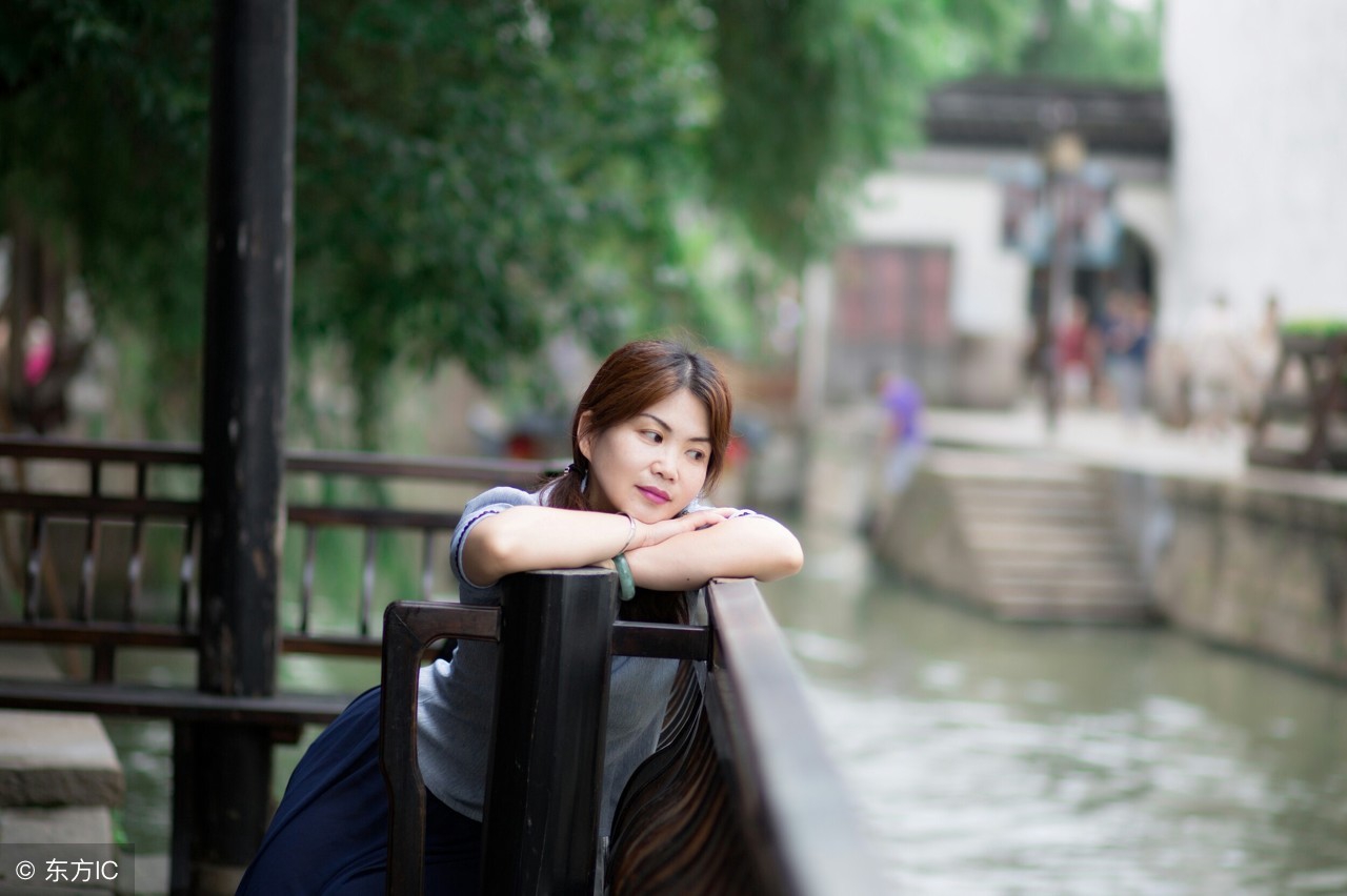 女方见男方父母需要谈什么,女方第一次见男方家长要给钱吗