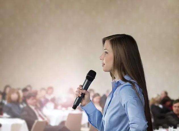 上台发言的4个万能公式,上台讲话怎么样套用万能公式