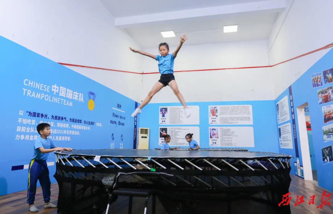 蹦床运动肇庆,广东省蹦床运动训练基地