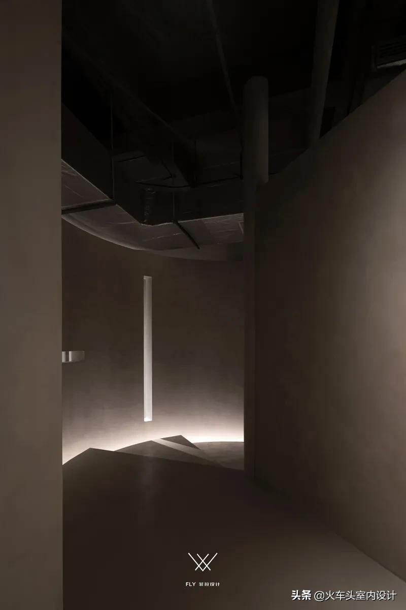 鑿叉媺璁捐瑁呴グ,鑿叉媺璁捐鐩存挱