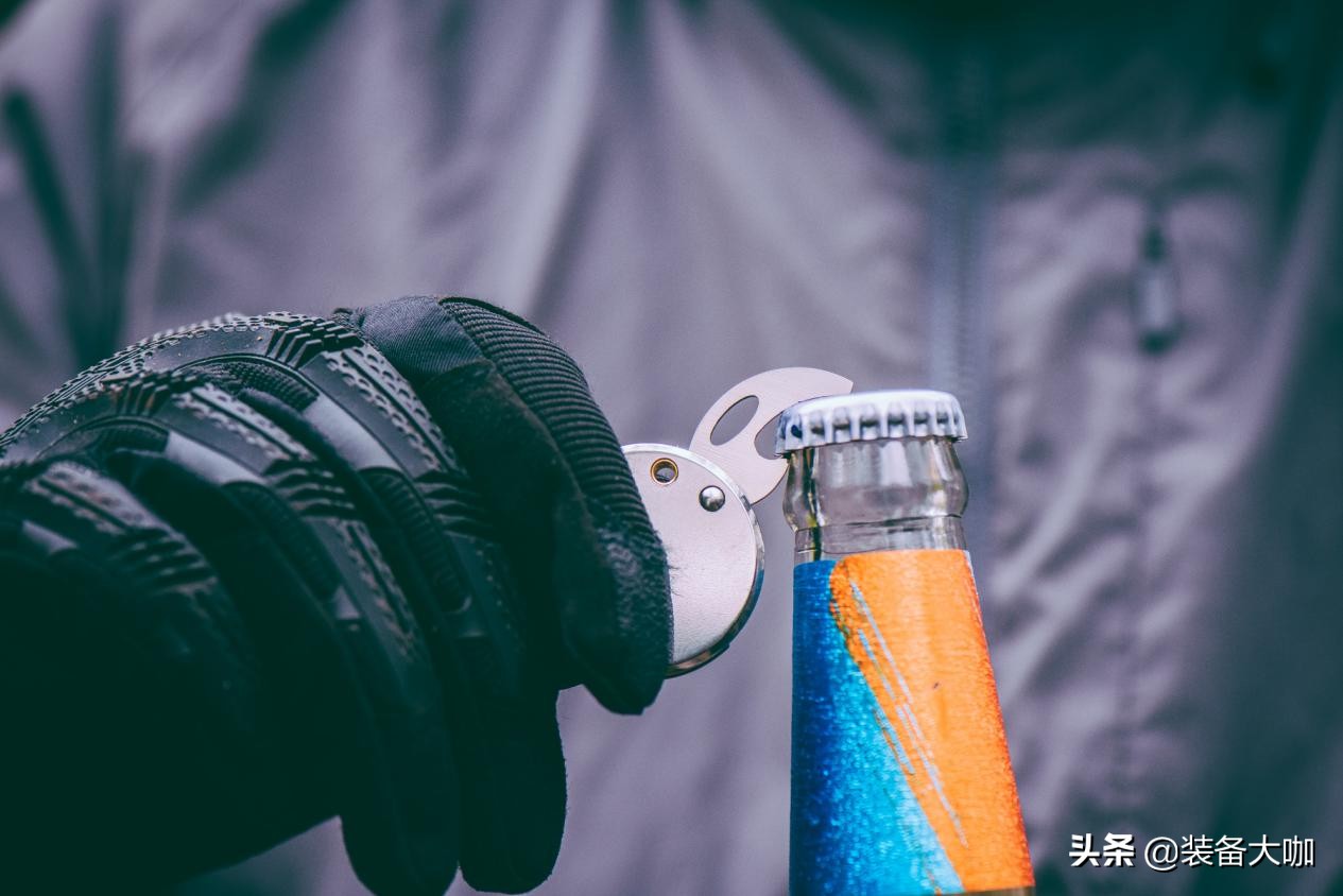 武装到牙齿的防弹套装,武装到牙齿的装备