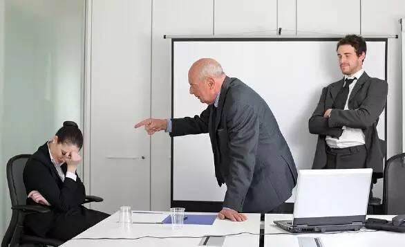 遇到严苛的老板该如何应对,遇到严厉的上司