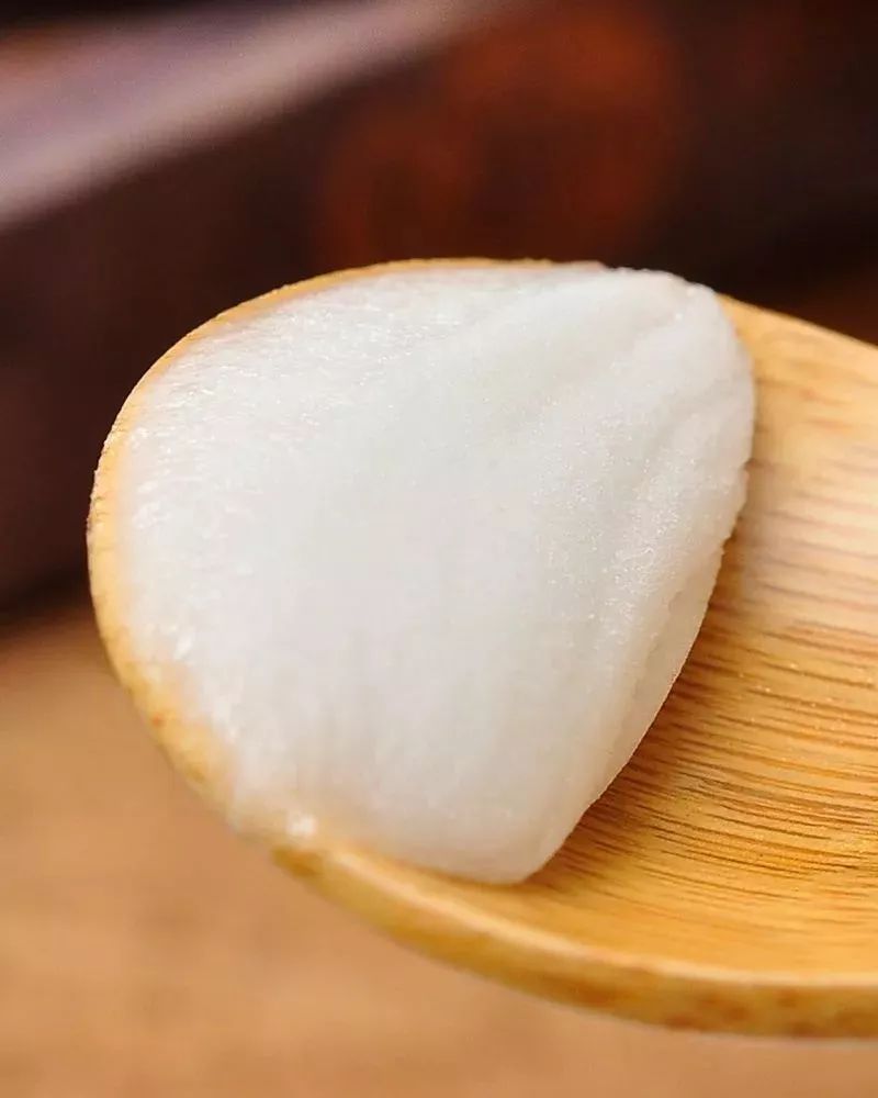 蜂蜜是不是凉了就凝固了,蜂蜜结晶夏天也没融化是不是假的