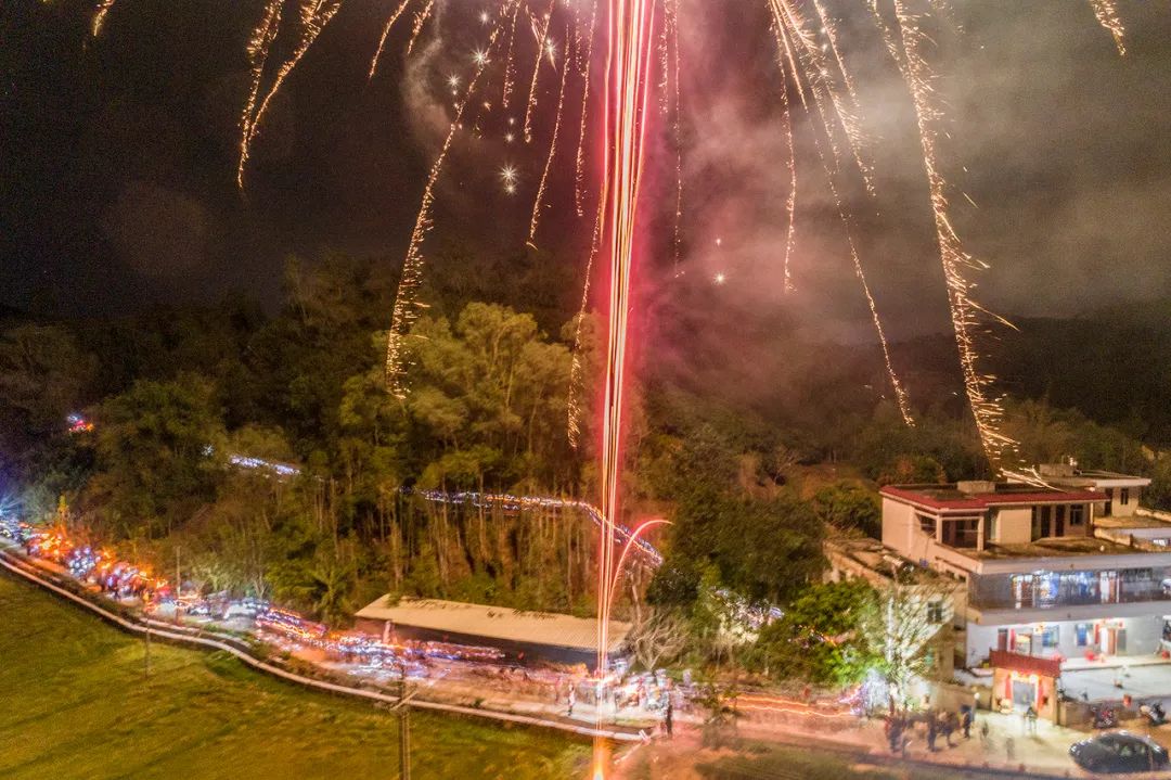 霸屏央视55分钟,霸屏30秒央视