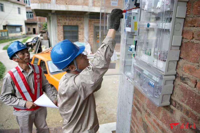 国网党员服务队四进服务,供电公司倾力做好服务