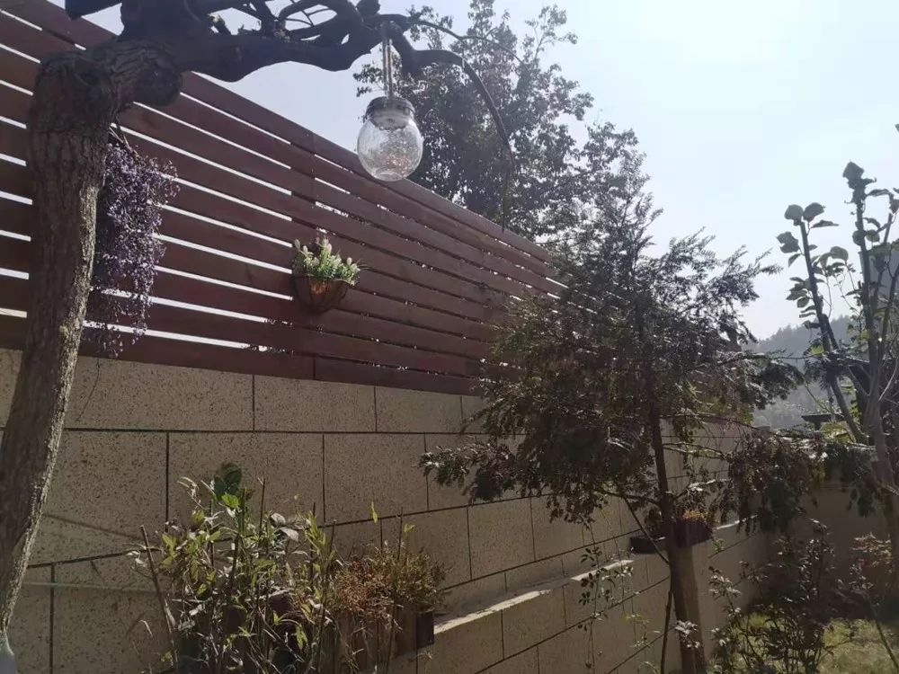 儿童房别墅装修带滑梯泳池秋千,城堡豪华别墅泳池