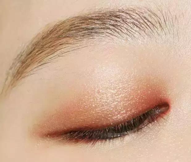 王一博黄子韬华晨宇,王一博和华晨宇眼妆