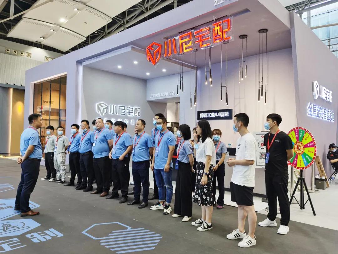 广州建博会第三天丨小尼宅配依旧人气爆棚，签约不断