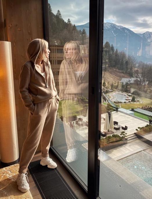 运动裤最经典穿搭,能穿搭又适合跑步的运动裤