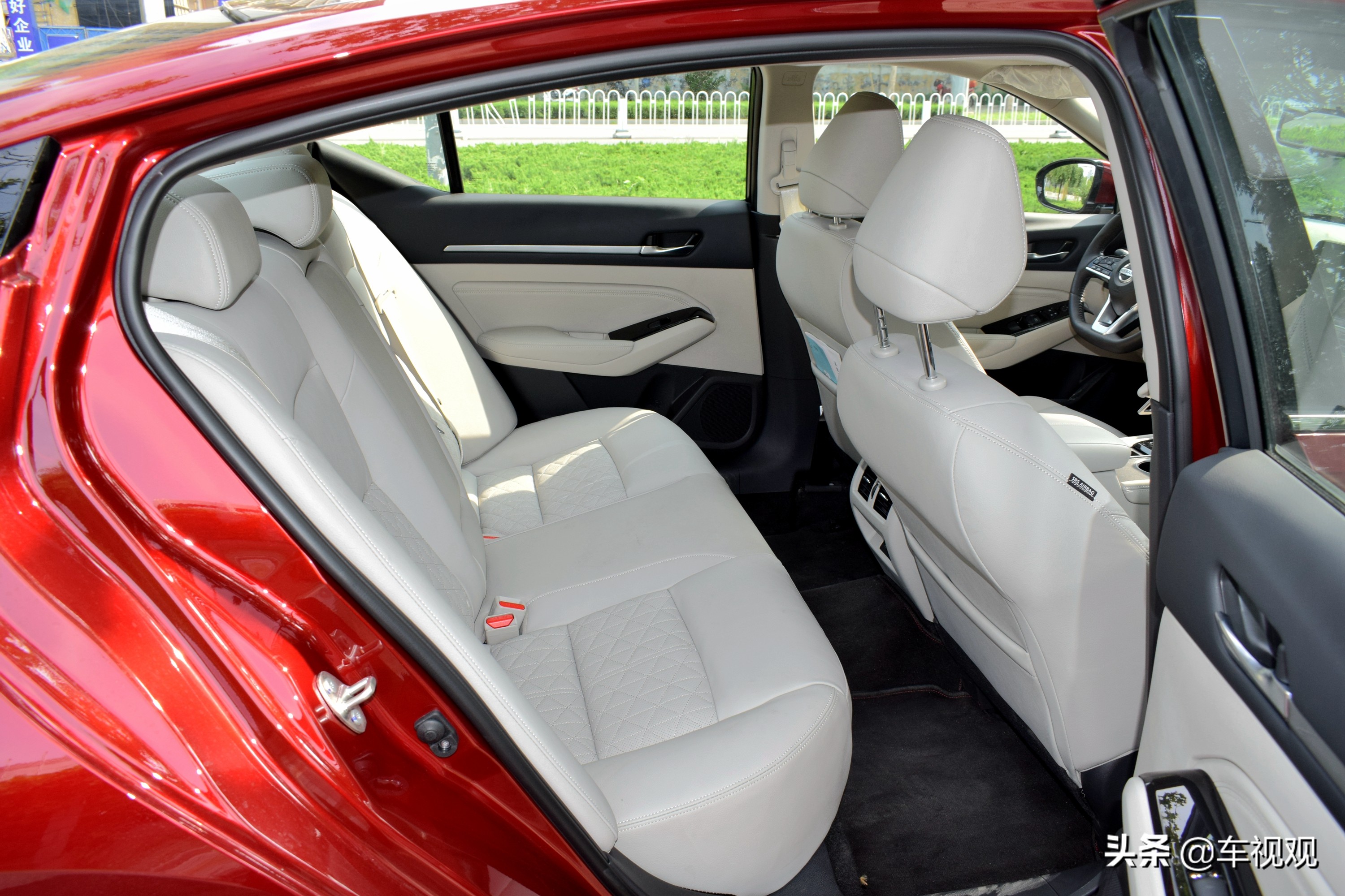 2021款天籁中保研碰撞测试,天籁碰撞测试中保研第一名