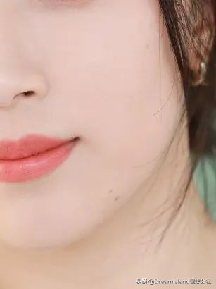 美妆好物狂欢粉底液,适合春天的粉底液