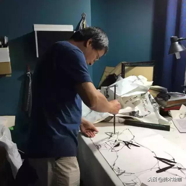 有没有比冷军画的更好的画,齐白石的画和冷军哪个值钱