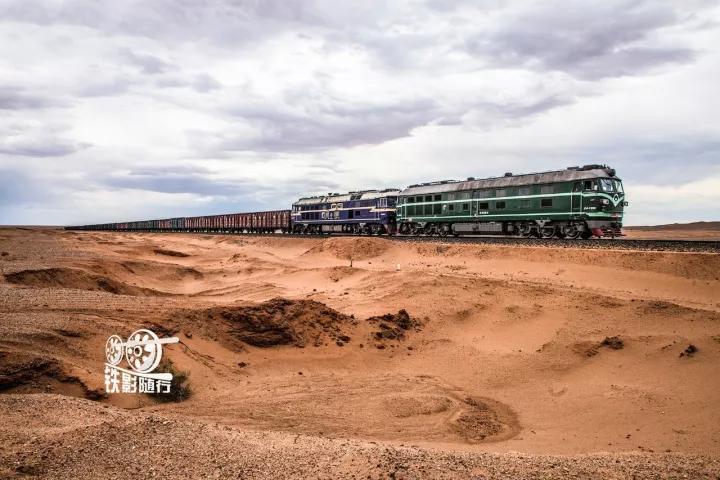 铁影|大漠铁魂——嘉策铁路运转记