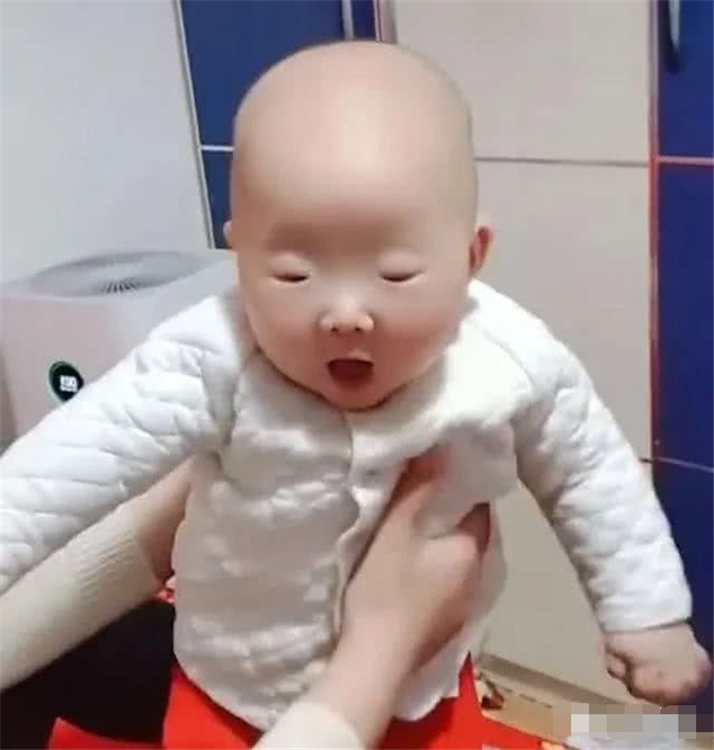 眼睛最小的宝宝李荣浩,李荣浩宝宝小眼睛