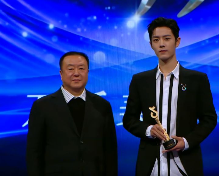 抖音星动之夜众星造型,抖音星动之夜明星阵容强大