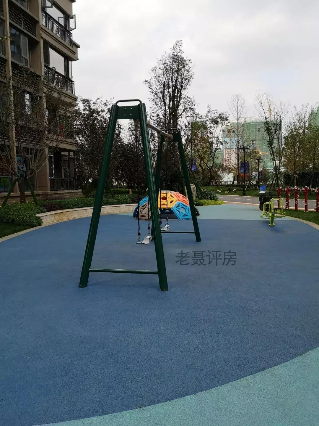 恒大玖珑湾离滇池距离多远,昆明恒大玖珑湾到滇池