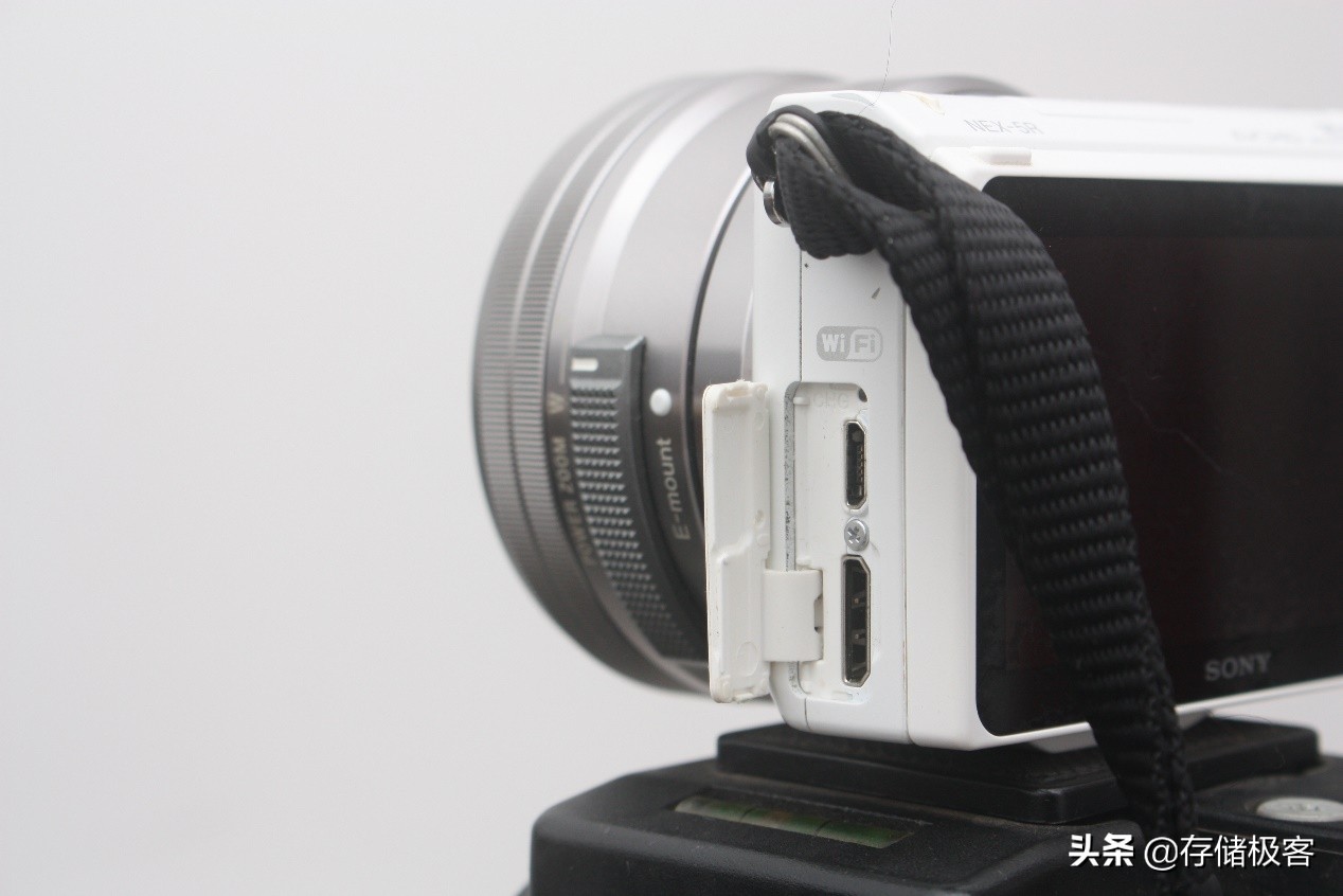 笔记本电脑新玩法,笔记本外接显示器装系统