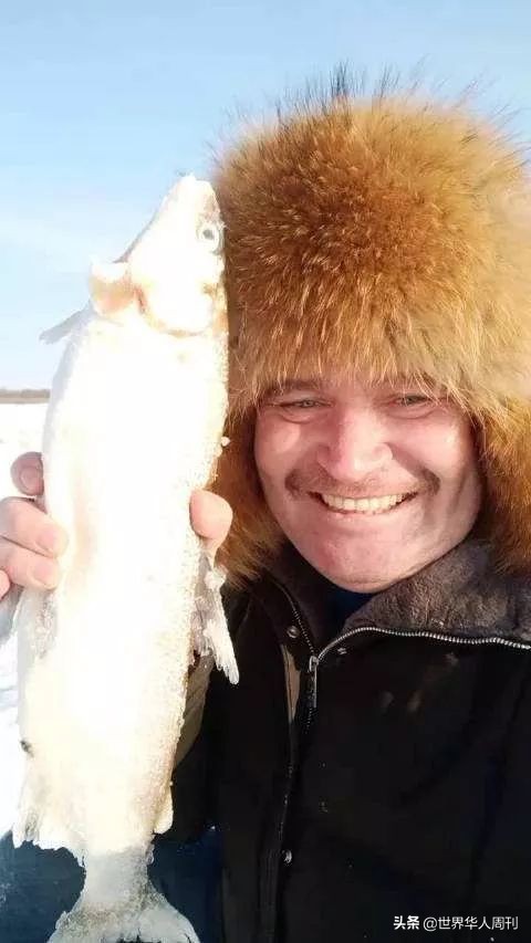 带着“战斗民族”的基因，他们一代代地变成了真正的东北人