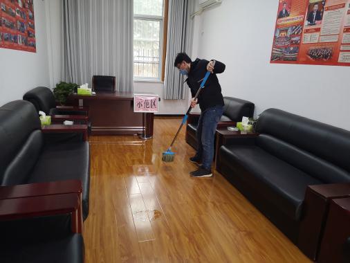 濮阳示范区文明办开展“寻找身边的雷锋随手拍”主题活动