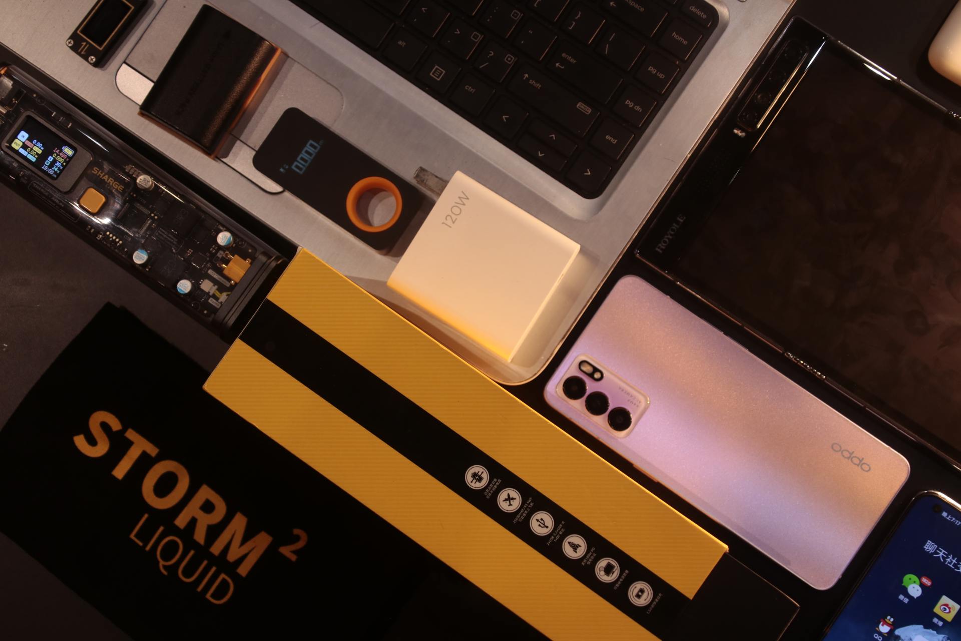 除了超高颜值,闪极卖千元的勇气是什么?一枝独秀