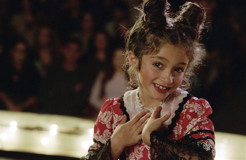 蝙蝠侠与罗宾中的蝙蝠少女,蝙蝠侠与小女孩