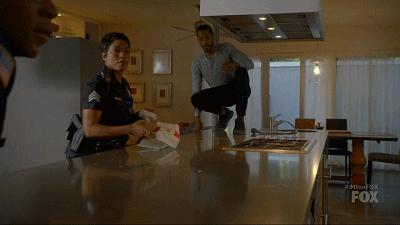 刷爆抖音的生死大片，捂住心脏看完，太过瘾了