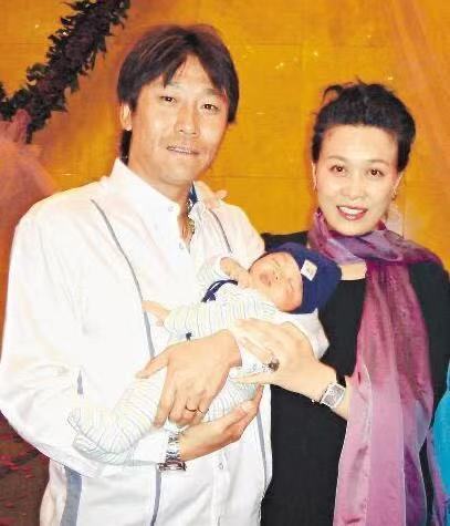 那英没成名前的照片,那英为什么不火了