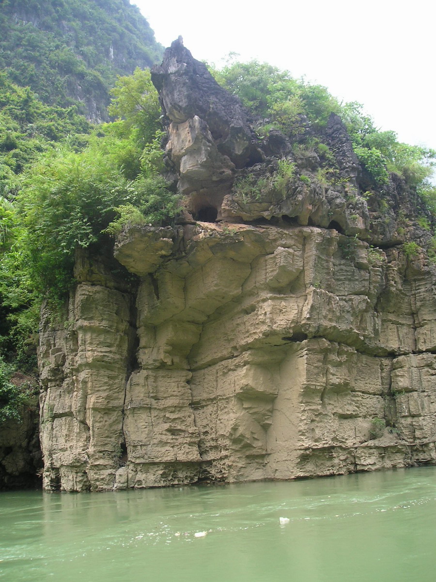 2006年，我走进广西都安山区，发现那里的人真的是“人穷志不穷”