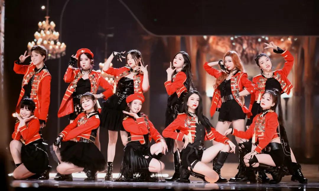 梨涡浅笑御姐音赖美云,长相萌妹声音御姐赖美云