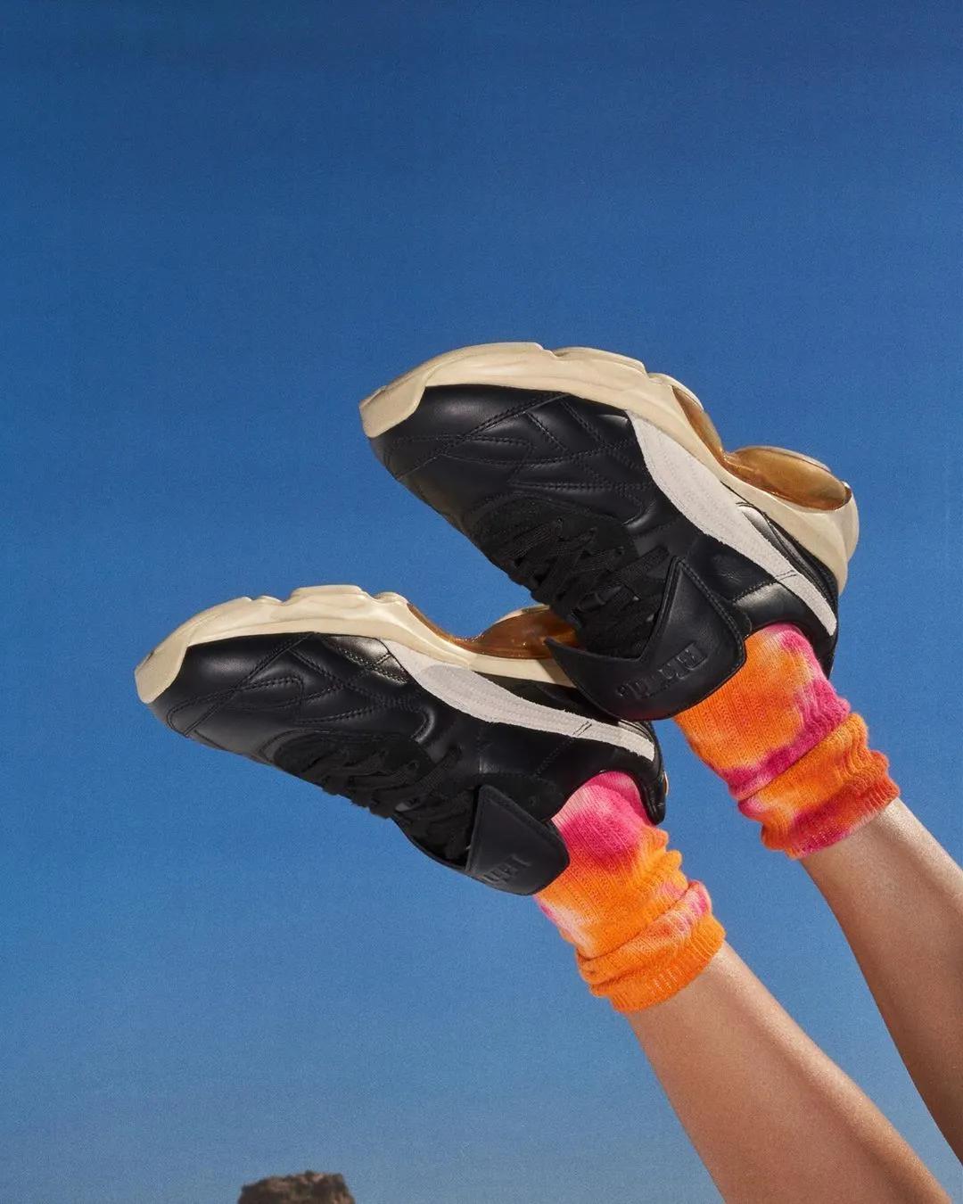 每周联名X讯|穿上马里奥篮球鞋,顶砖时的跳跃都更加有力