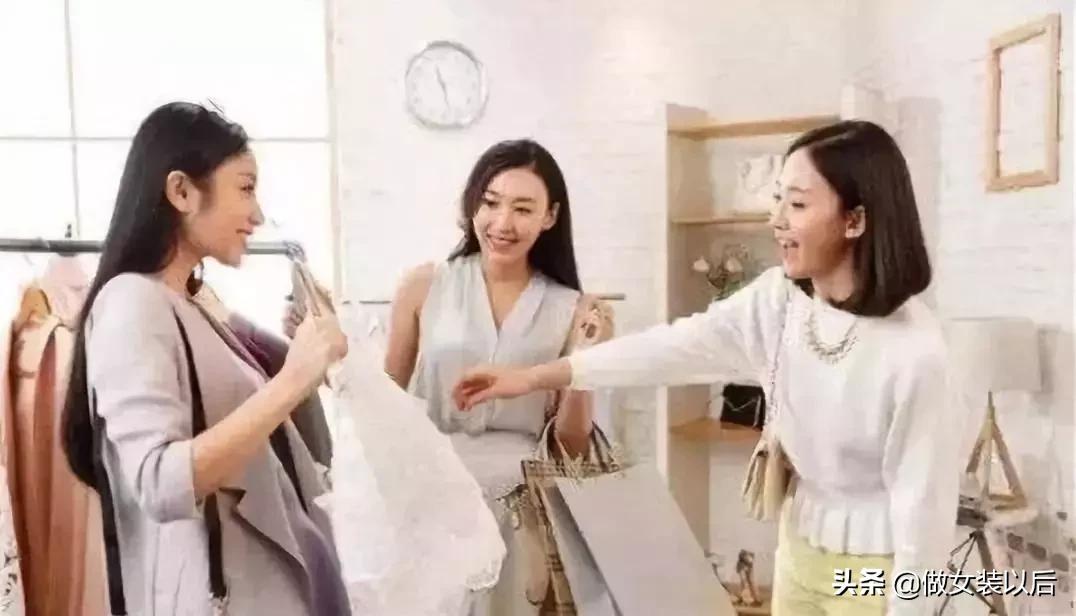 试穿顾客如何引导成交,顾客非要试穿小的衣服