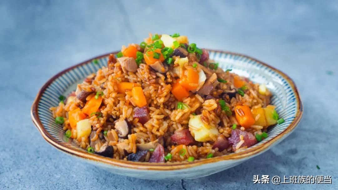 给孩子做懒人焖饭,天热不想做饭教你好吃的懒人焖饭