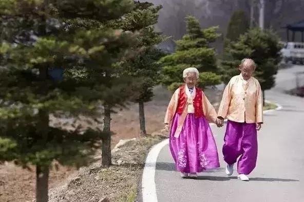 男人入赘女方家都是什么下场,男人入赘到女方要做到什么