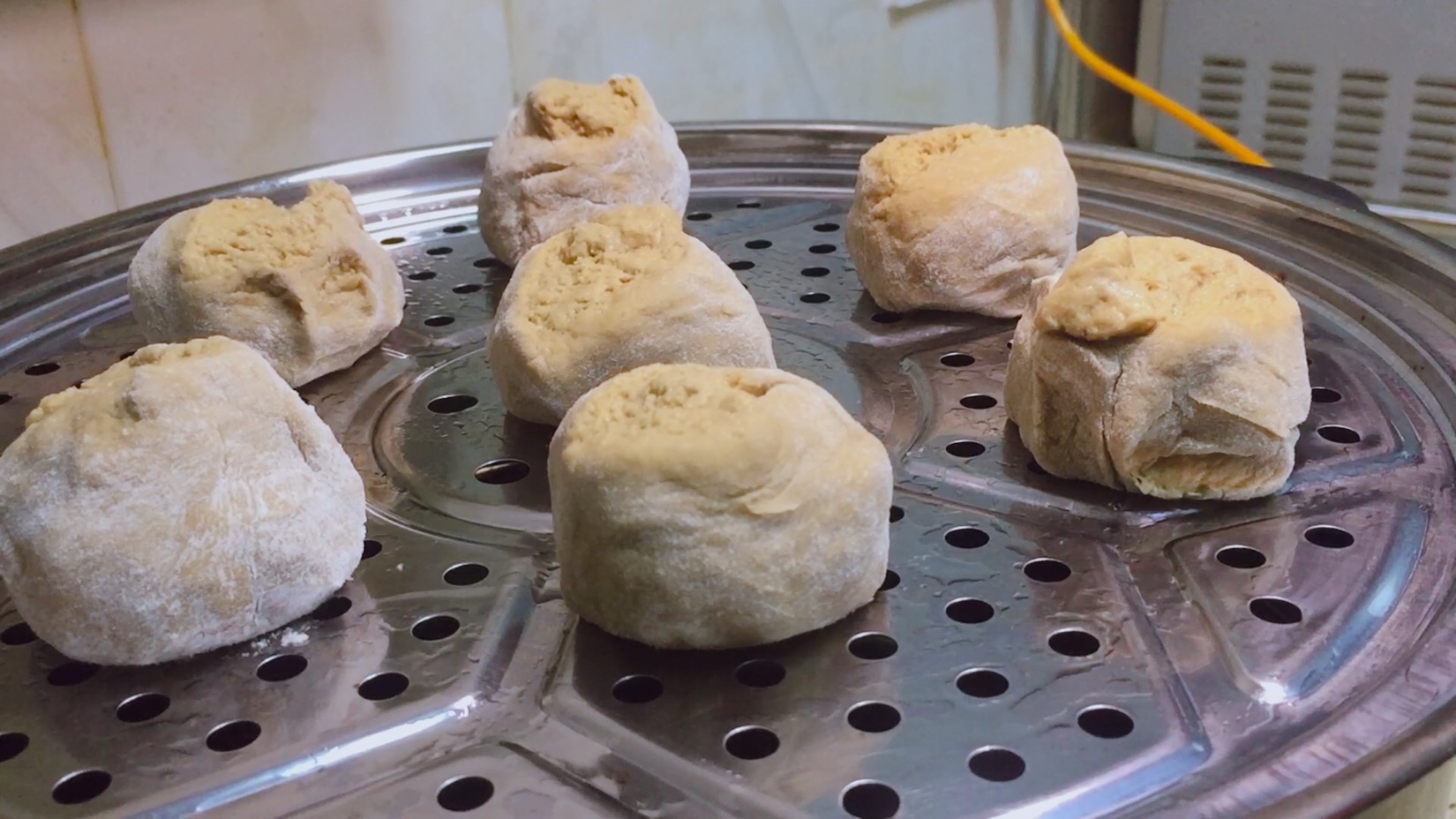 泡打粉和酵母粉一起和面有危害吗,泡打粉和酵母粉一起做发糕怎么放